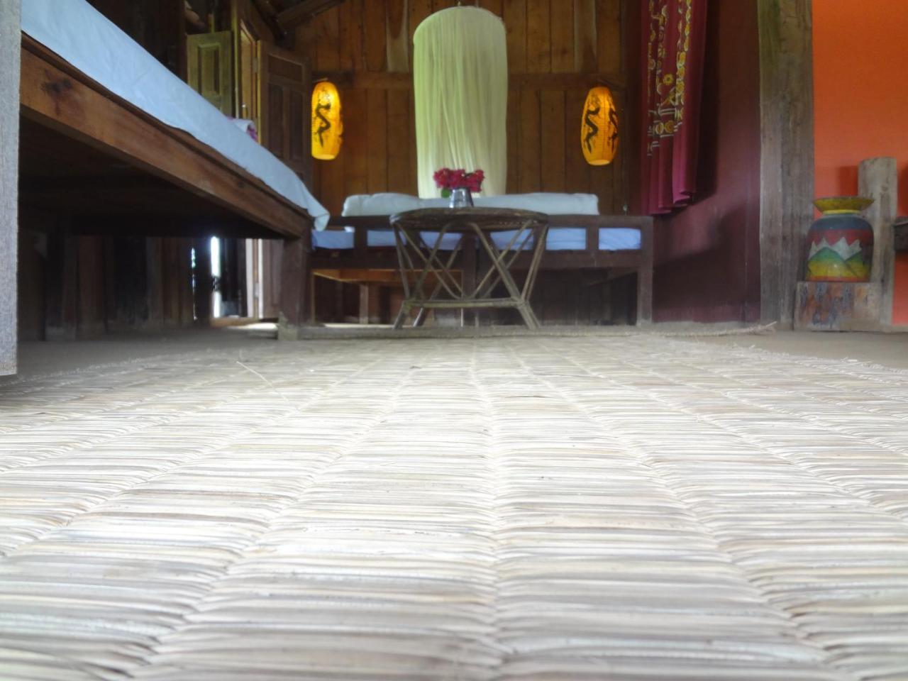 Shanta Ghar A Rustic Guesthouse 치트완 외부 사진